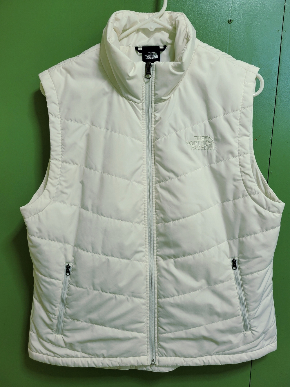 The North Face Women's White Quilted Insulated Vest